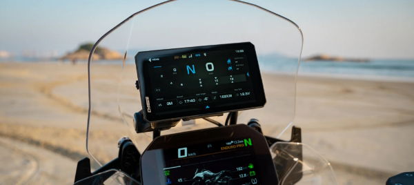 Chigee AIO-6 LTE 4G Smart Riding System 6" Display