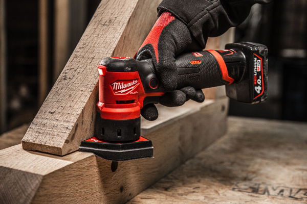 MILWAUKEE M12FDSS-422X SPOT SANDER