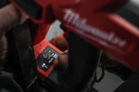 MILWAUKEE M18FN16GA-202X FINISH NAILER