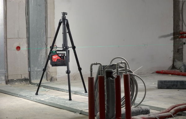 MILWAUKEE 1.2M COMPACT LASER TRIPOD