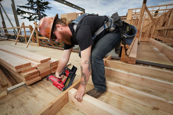 MILWAUKEE M18FFN21-0C - 21° FRAMING NAILER