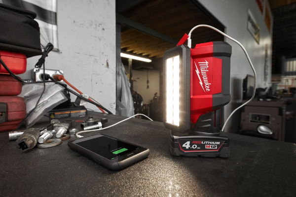 MILWAUKEE M12PAL-0 PIVOT AREA LIGHT