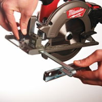 MILWAUKEE M18CCS55-502X 165mm CIRCULAR SAW KIT