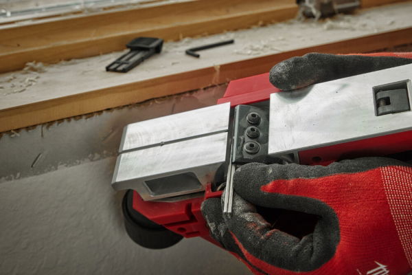 Milwaukee M12BLP-0 Brushless Planer