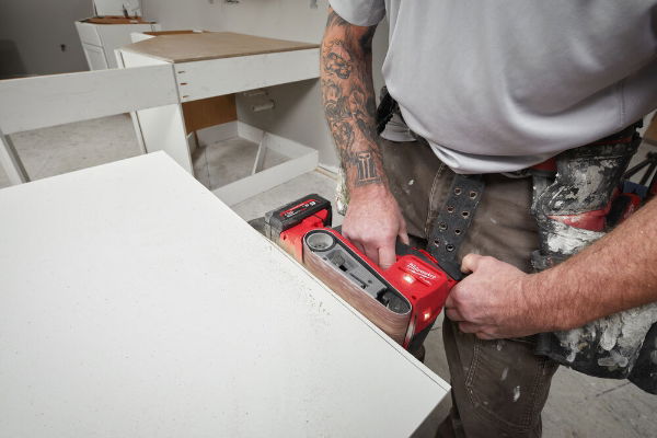 MILWAUKEE M18FBTS75-0 BELT SANDER 75mm