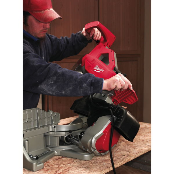 MILWAUKEE MS305DB 240V 12" DOUBLE MITRE SAW