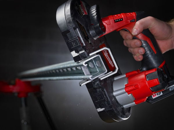 MILWAUKEE M12BS-0 BAND SAW