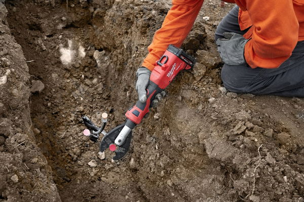 MILWAUKEE M18ONEHUCT-202B SWA CRIMPER