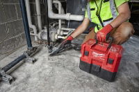 MILWAUKEE M12FVCL-0 WET/DRY VAC