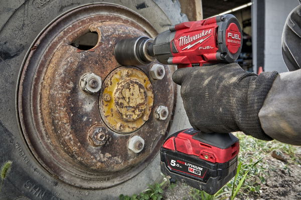 MILWAUKEE M18FMTIW2F38-502X IMPACT WRENCH