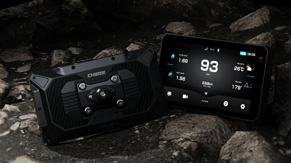 Chigee AIO-6 LTE 4G Smart Riding System 6" Display